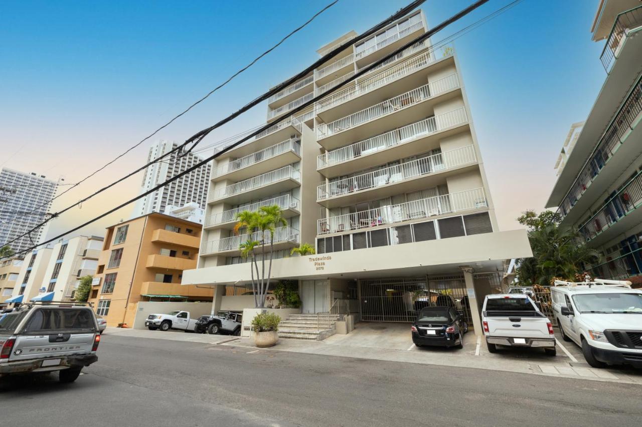Modern Waikiki Condo Perfect For Beach Getaway! هونولولو المظهر الخارجي الصورة